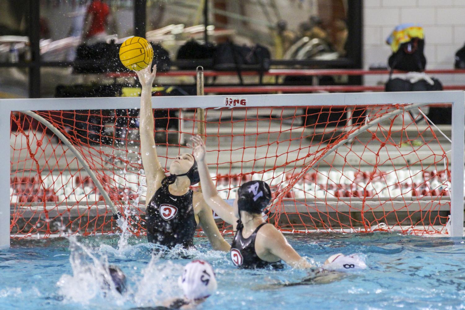 <a href='http://h.365meishiba.com'>BETVLCTOR伟德登录</a> student athletes compete in a water polo tournament on campus.